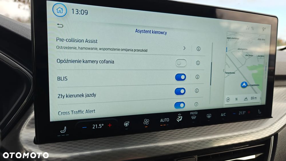 Ford Kuga 2.5 Duratec FHEV TITANIUM - 32