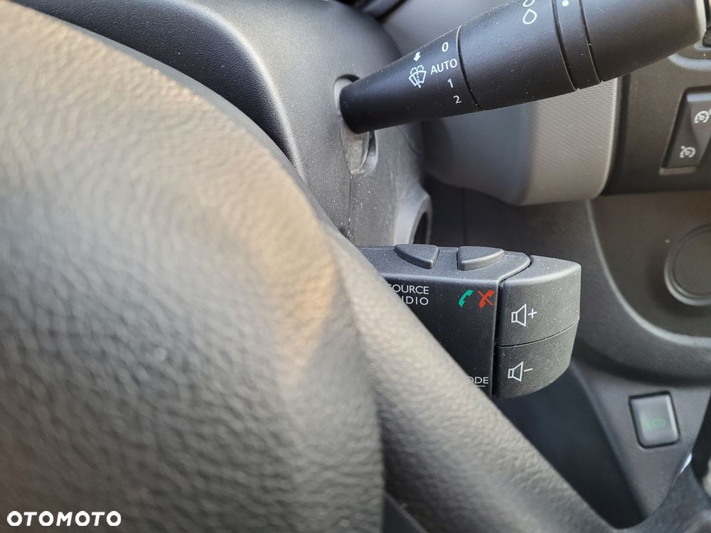 Renault Trafic L1 Webasto Klima Auto-Serwis - 40