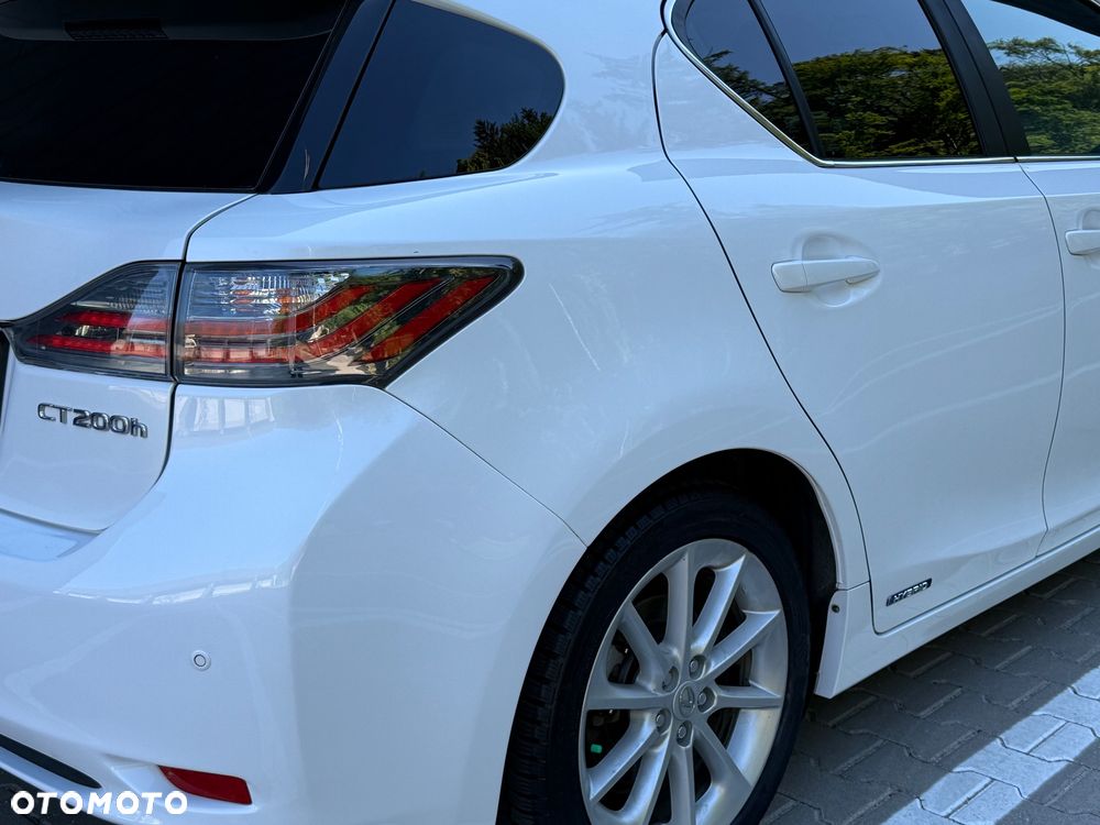 Lexus CT 200h Prestige - 20