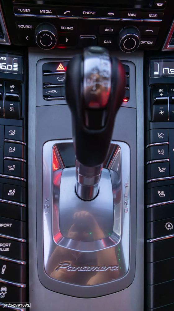 Porsche Panamera 3.0 V6 - 6