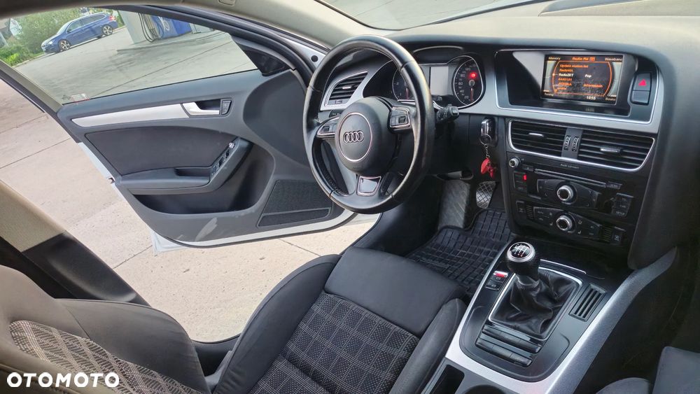 Audi A4 Avant 2.0 TDI ultra - 10