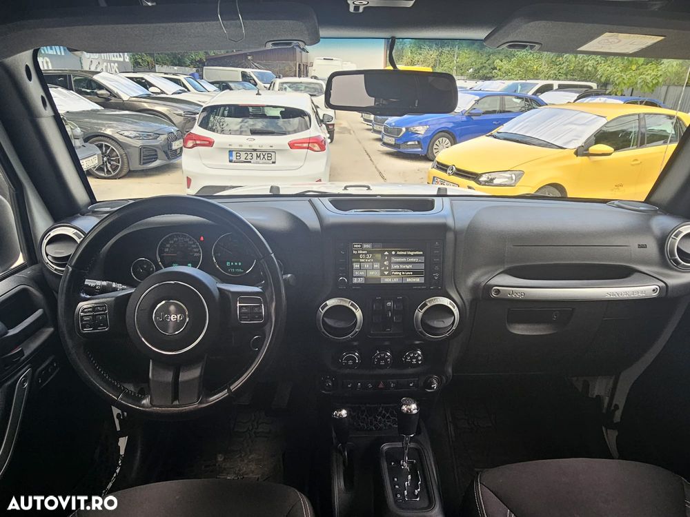 Jeep Wrangler 2.8 CRD AT Rubicon - 14