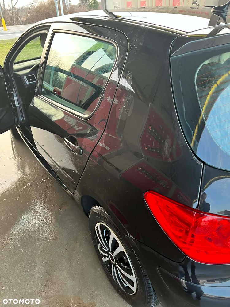 Peugeot 307 1.6 HDI Trendy (klm) - 3