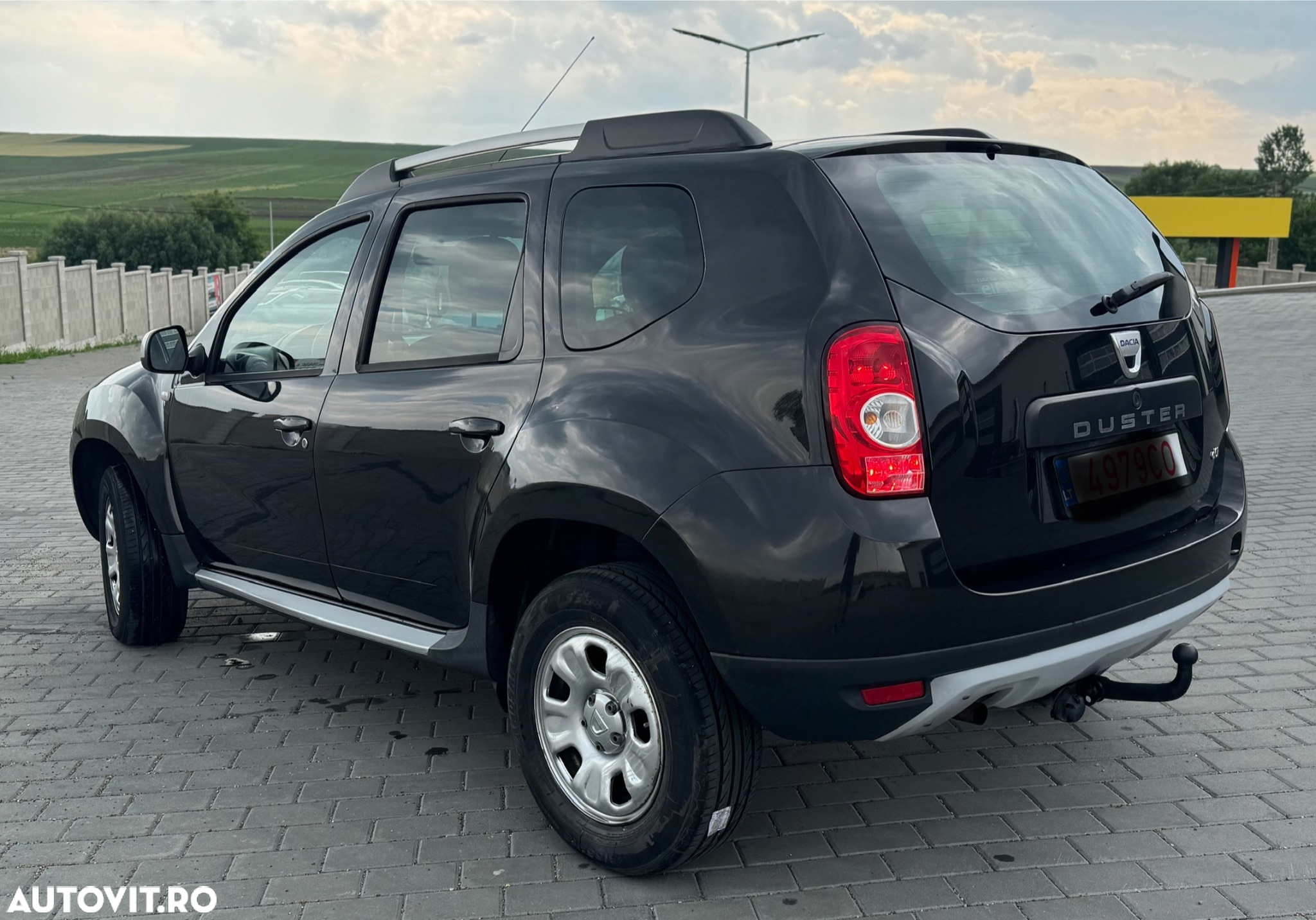 Dacia Duster 1.5 dCi 4x2 Laureate - 6