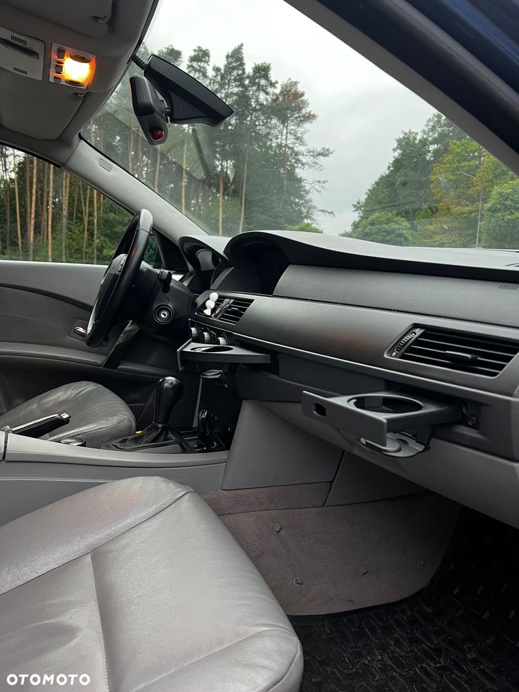 BMW Seria 5 - 22
