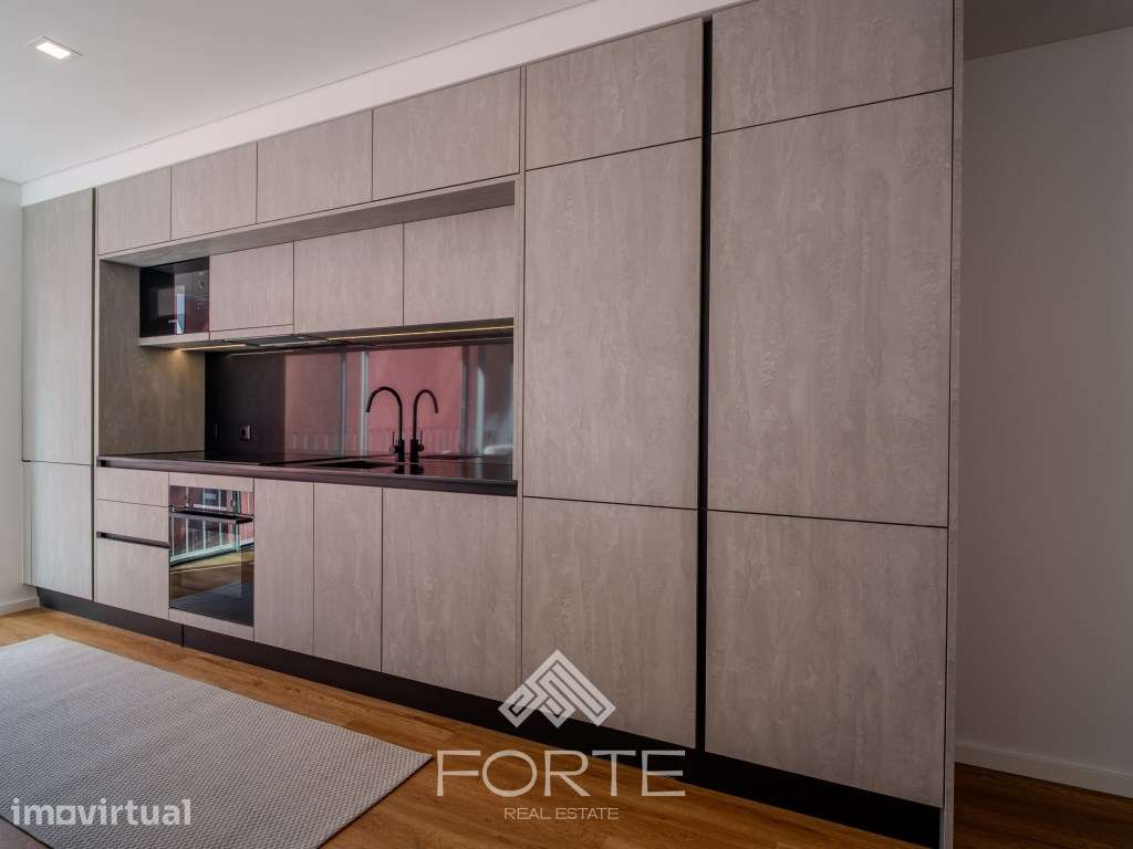 Apartamento T2 Rua Sousa Aroso - Grande imagem: 5/15