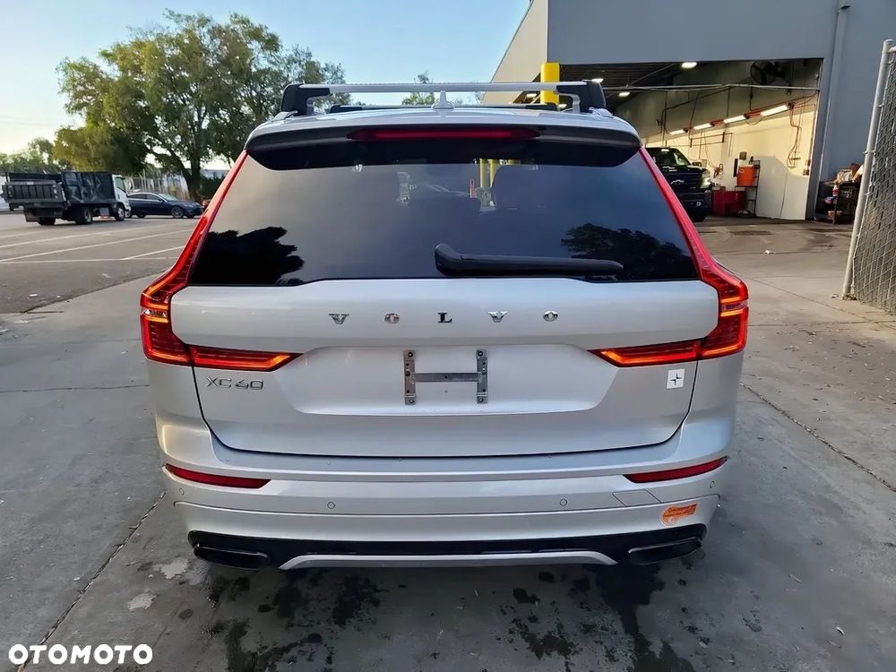 Volvo XC 60 T8 AWD Geartronic Polestar Engineered - 4