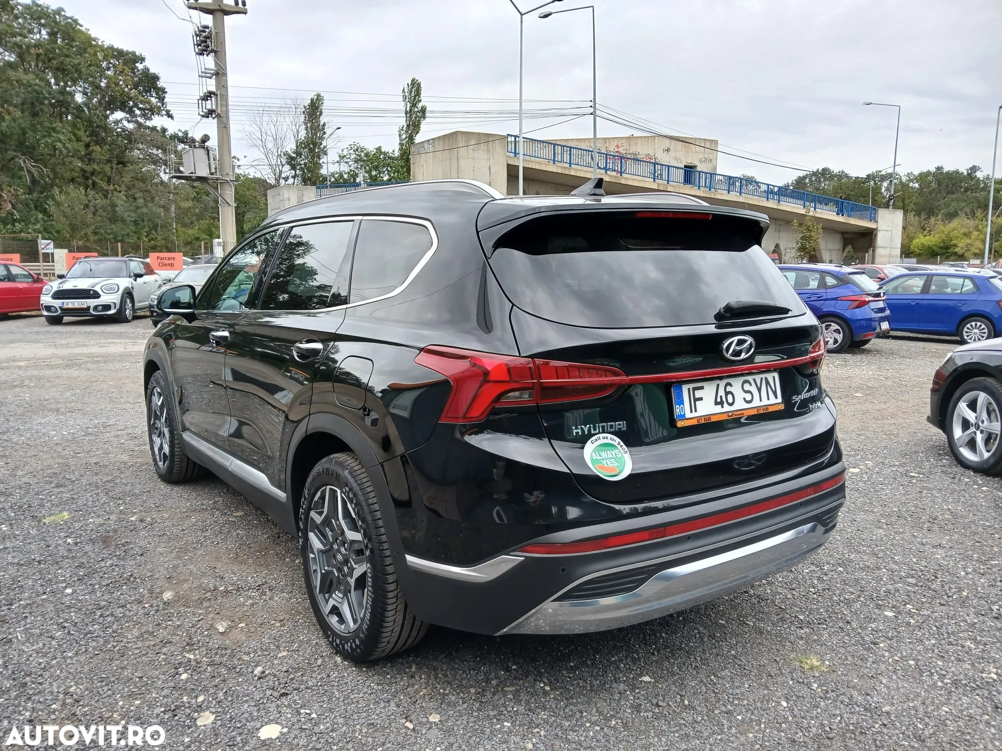 Hyundai Santa Fe Hybrid 1.6 l 230 CP 4WD 6AT Luxury - 4