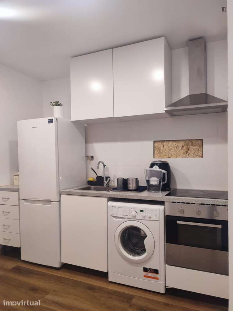Quarto - localizado em Bairro Alto Lisbon - Grande imagem: 4/8