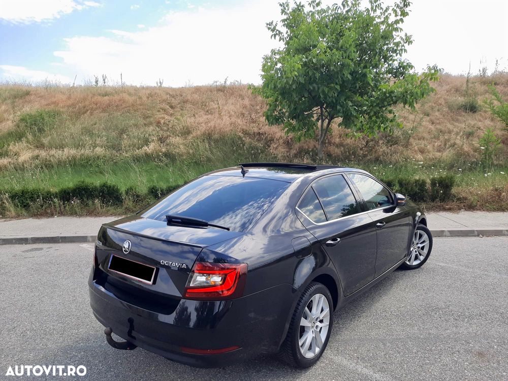 Skoda Octavia 1.6 TDI DSG Style - 4