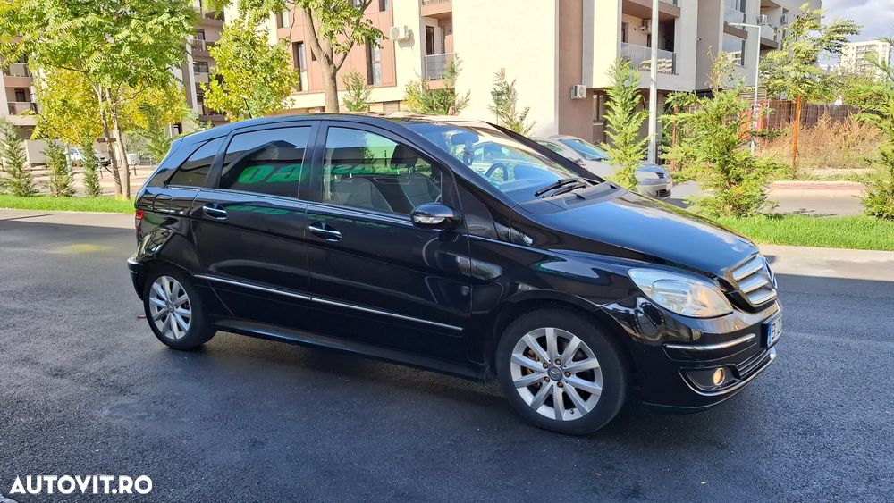 Mercedes-Benz B - 7