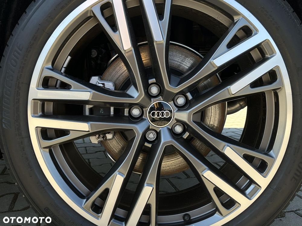 Audi Q5 Sportback - 9