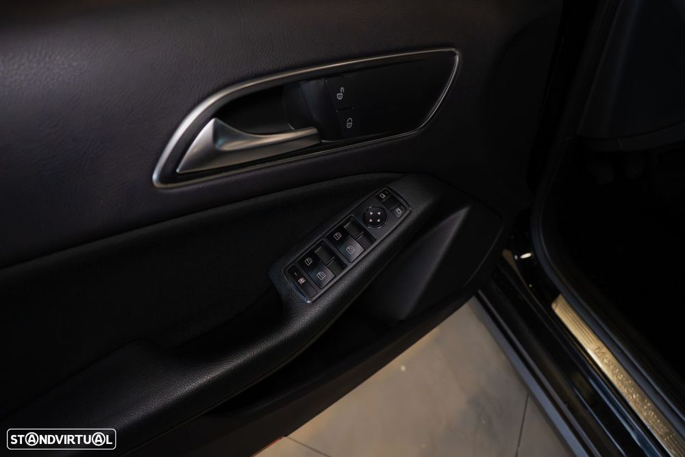 Mercedes-Benz GLA 180 d Style - 23