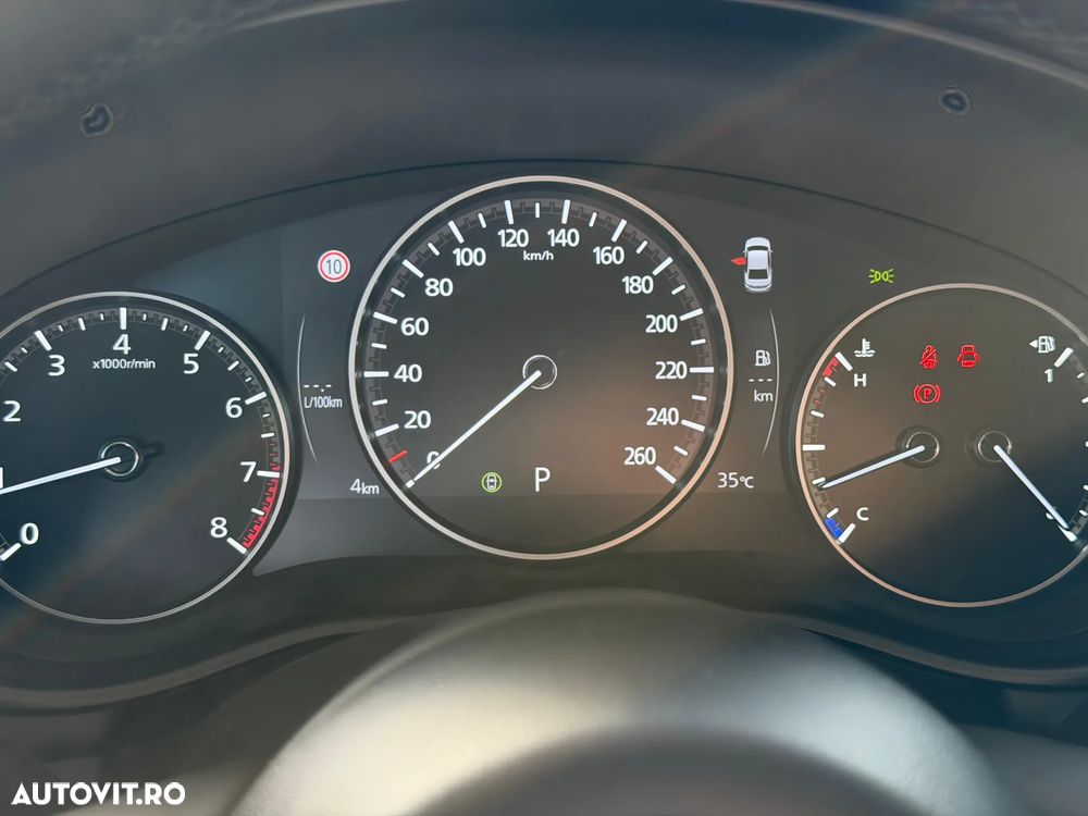 Mazda 3 e-Skyactiv X186 AT MHEV Center-Line - 16