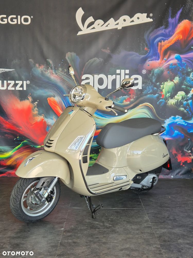 Vespa GTS - 2