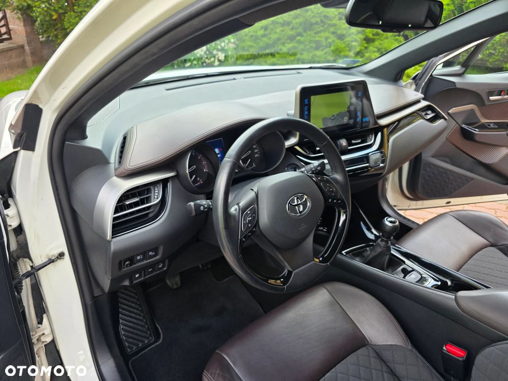 Toyota C-HR 1.2 T Prestige - 36