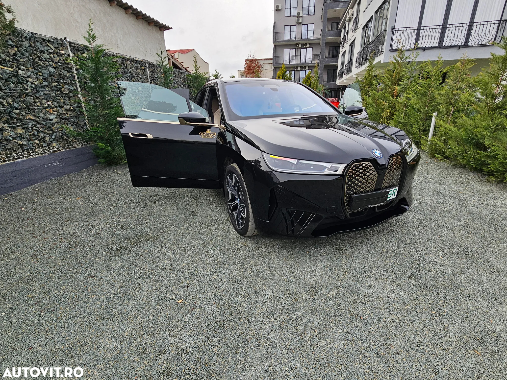 BMW iX xDrive40 - 10