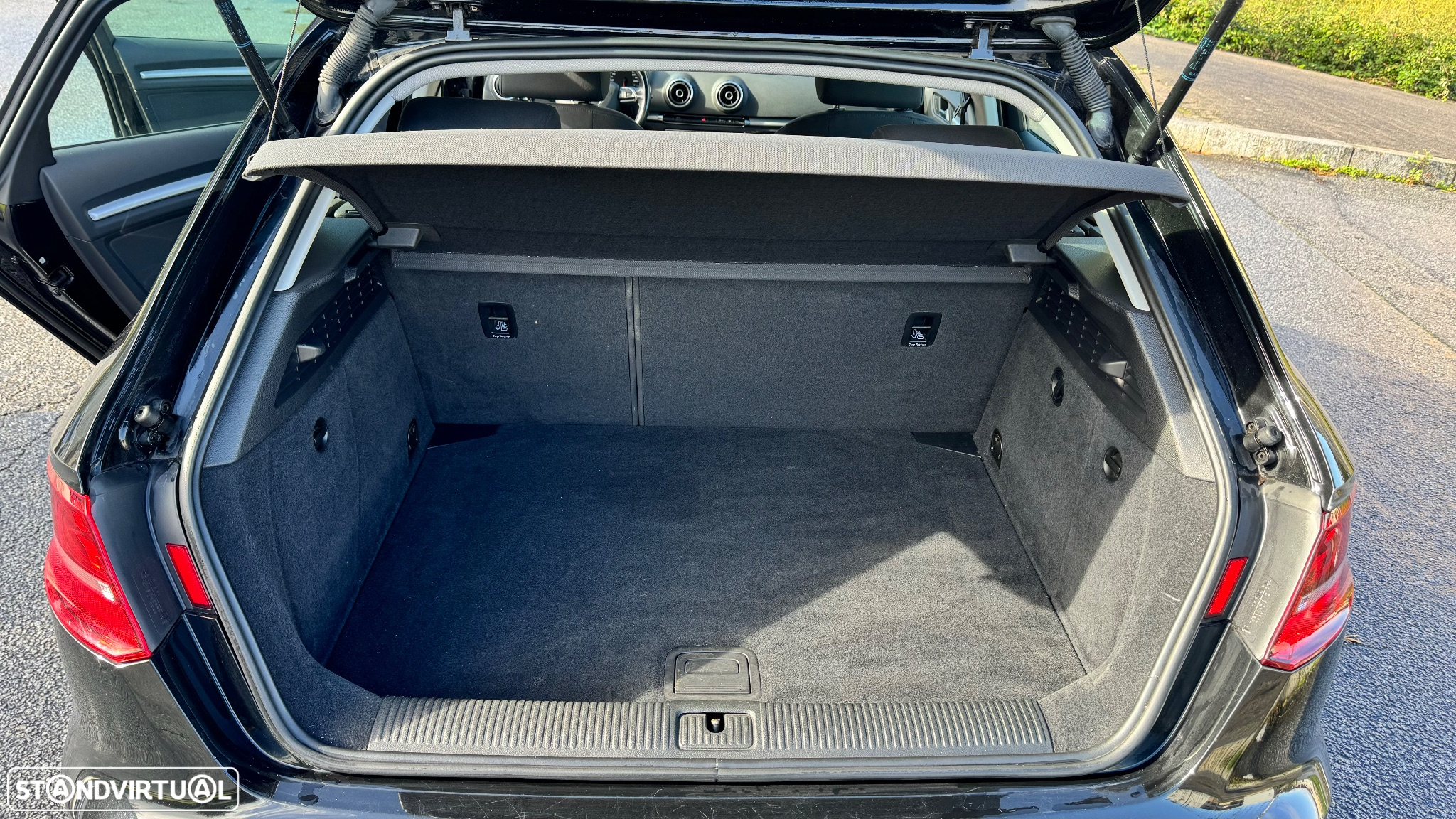 Audi A3 Sportback 1.6 TDI Attraction - 13