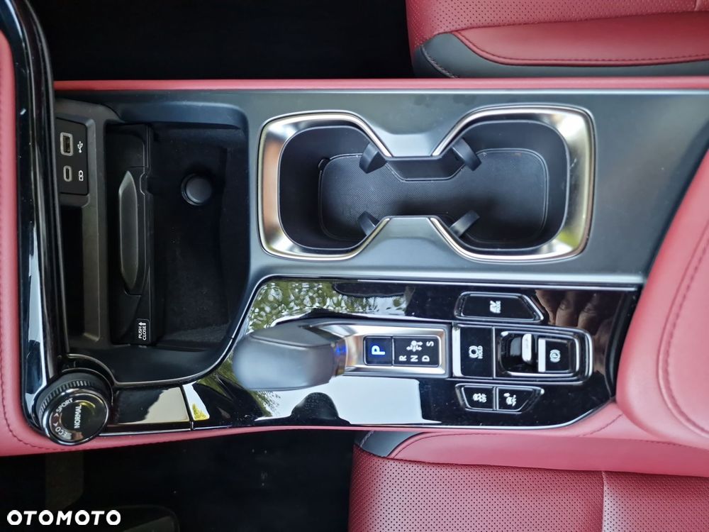 Lexus NX 350h Business AWD - 23