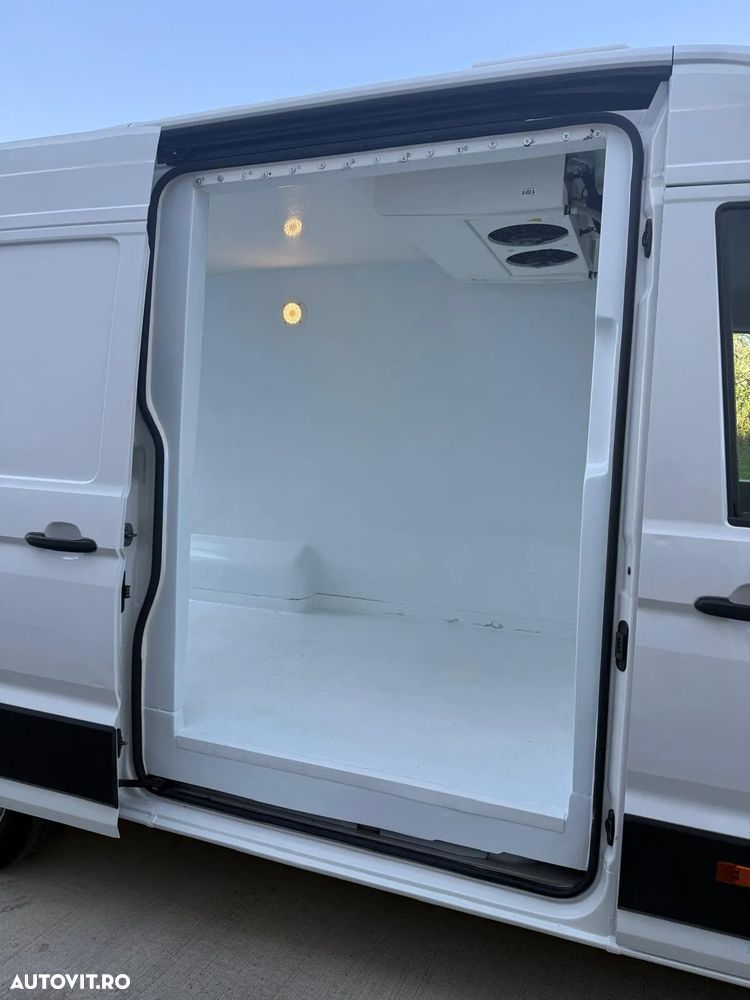 Volkswagen Crafter - 9