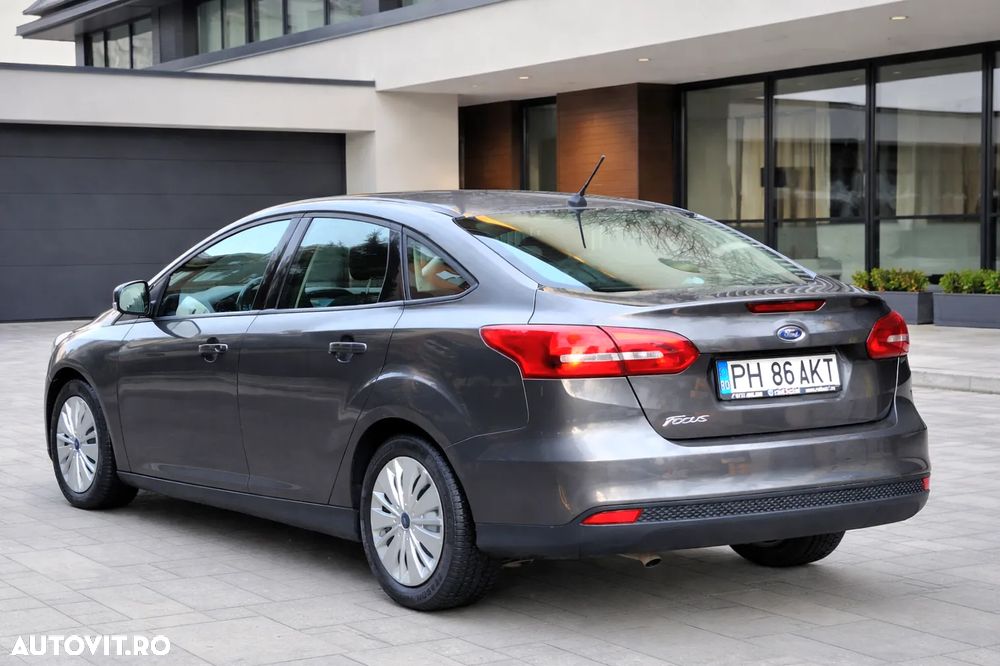 Ford Focus 1.5 EcoBlue Active Business - 4