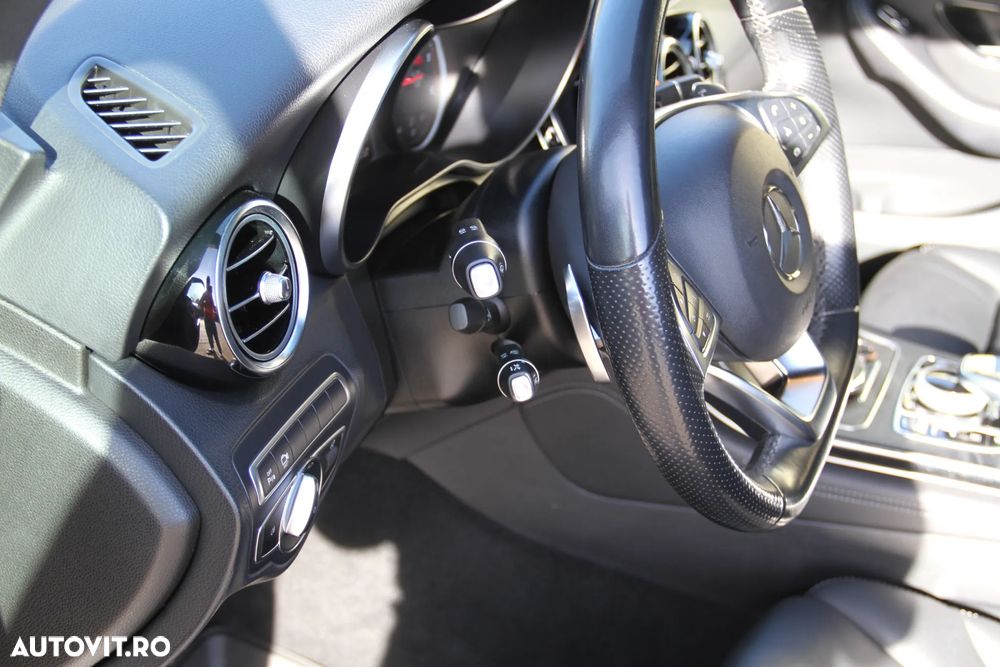 Mercedes-Benz GLC 250 d 4Matic 9G-TRONIC AMG Line - 11