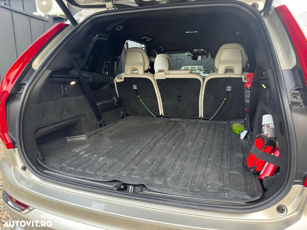 Volvo XC 90 D5 AWD Inscription - 8