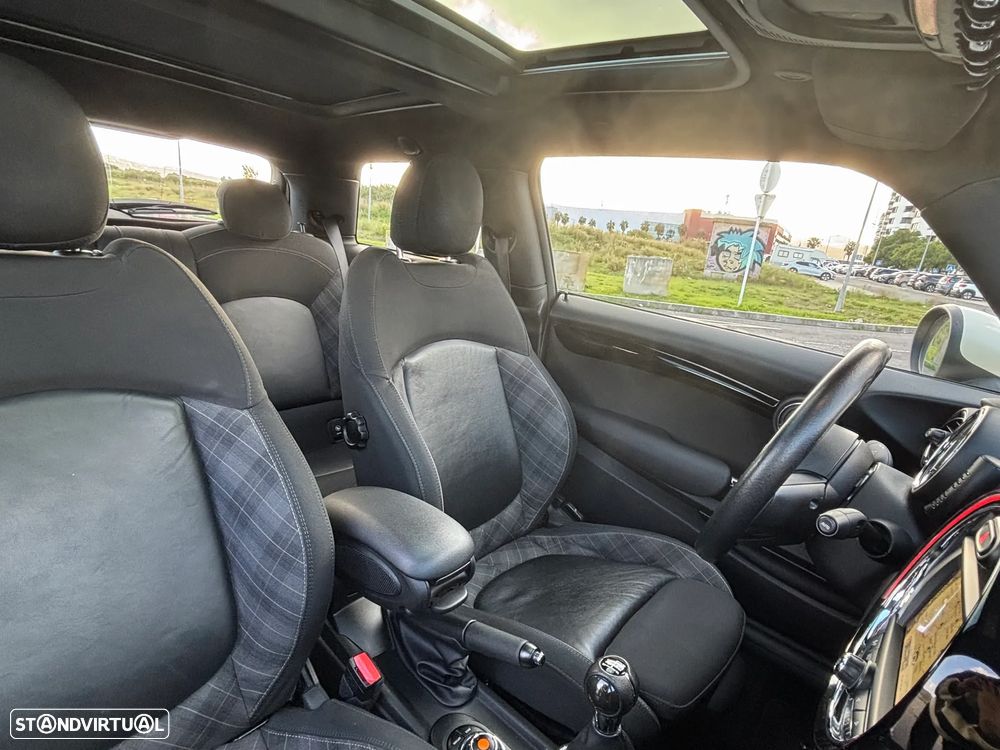 MINI 3 Portas Cooper D - 10