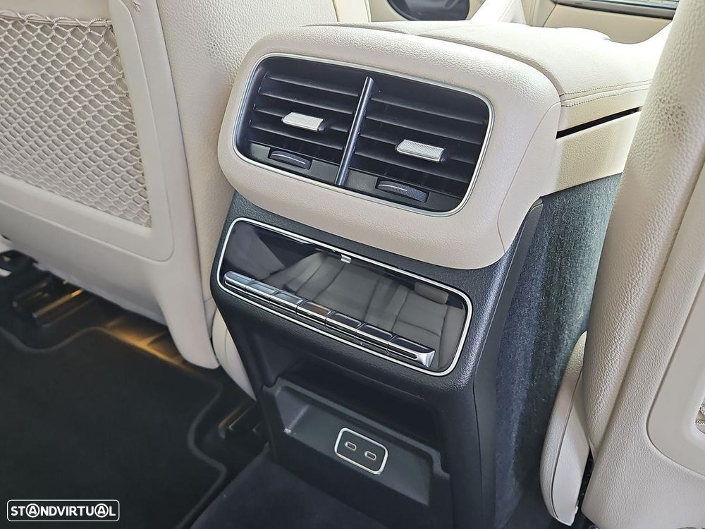 Mercedes-Benz GLE 350 de 4Matic 9G-TRONIC AMG Line Advanced Plus - 24