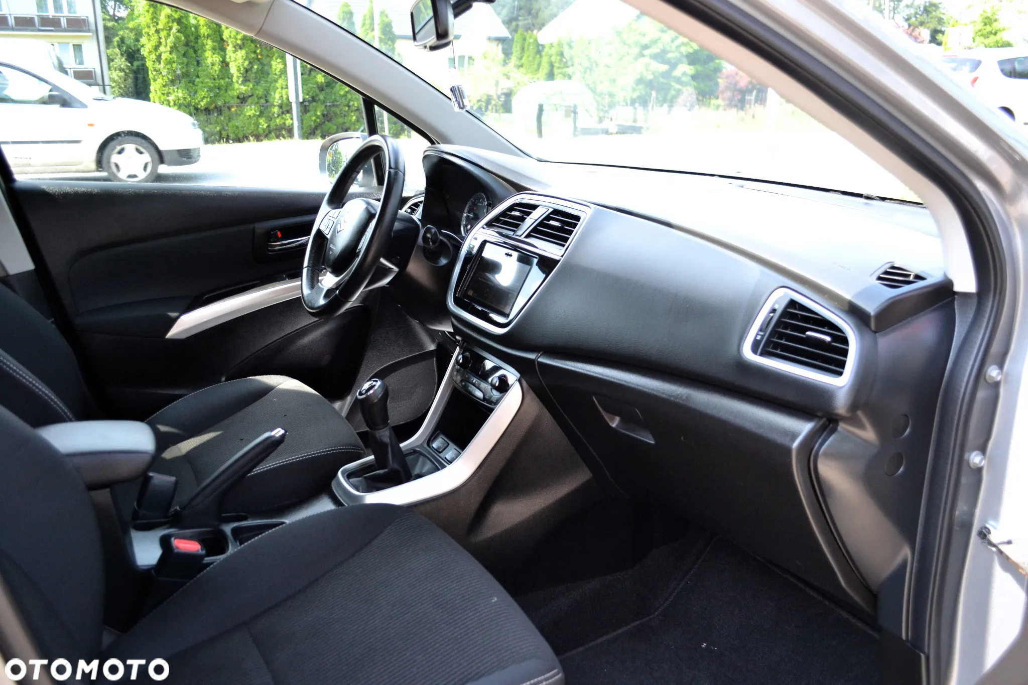 Suzuki SX4 S-Cross 1.0 T Premium - 9