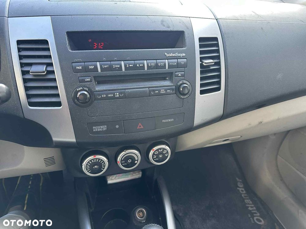Mitsubishi Outlander 2.0 DID Intense + - 2