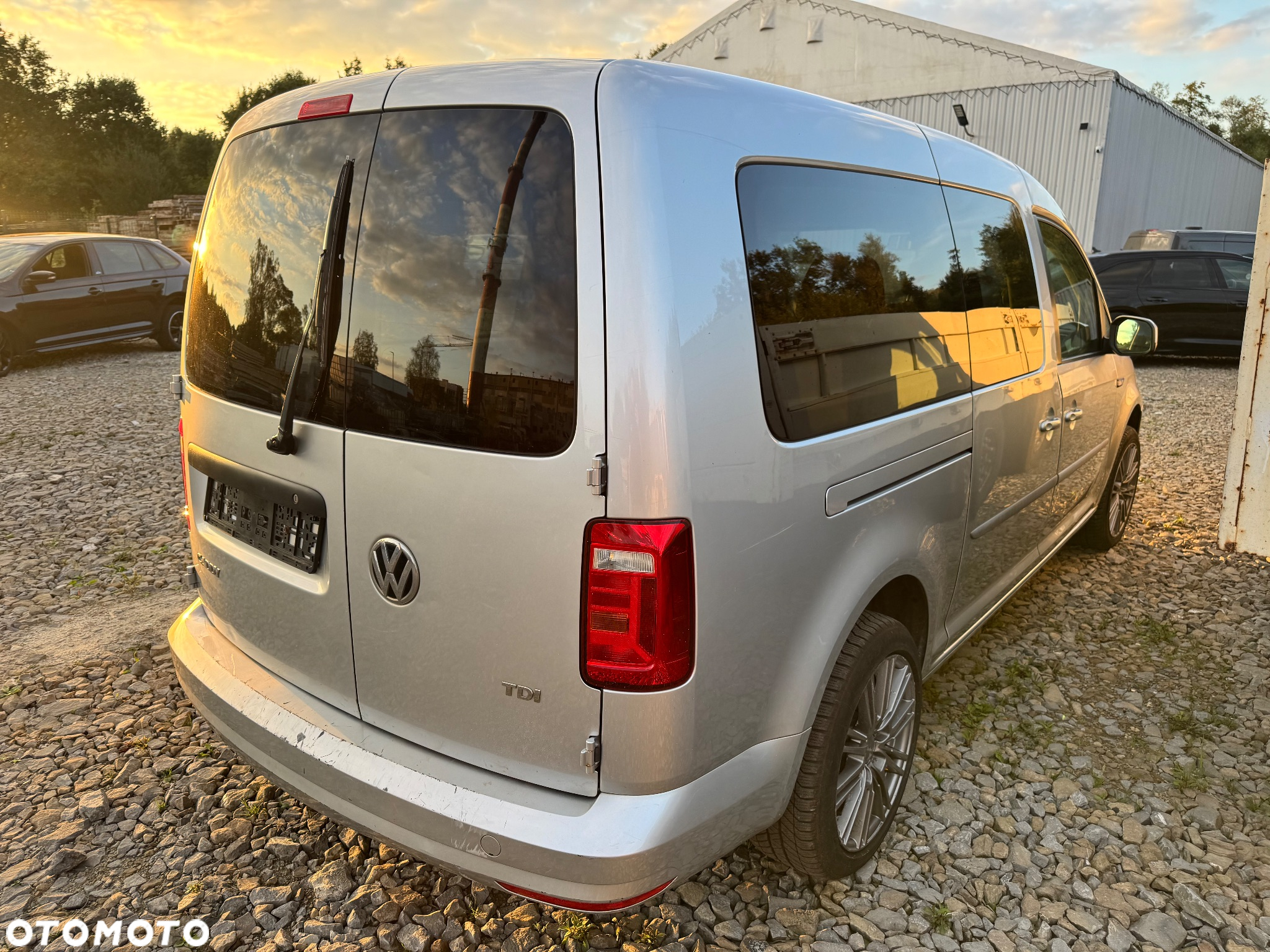 Volkswagen Caddy 2.0 TDI (7-Si.) DSG Maxi Trendline - 18