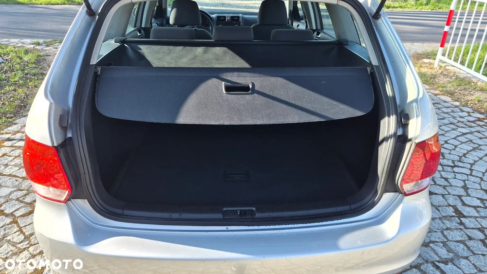 Volkswagen Golf 1.6 Team - 9