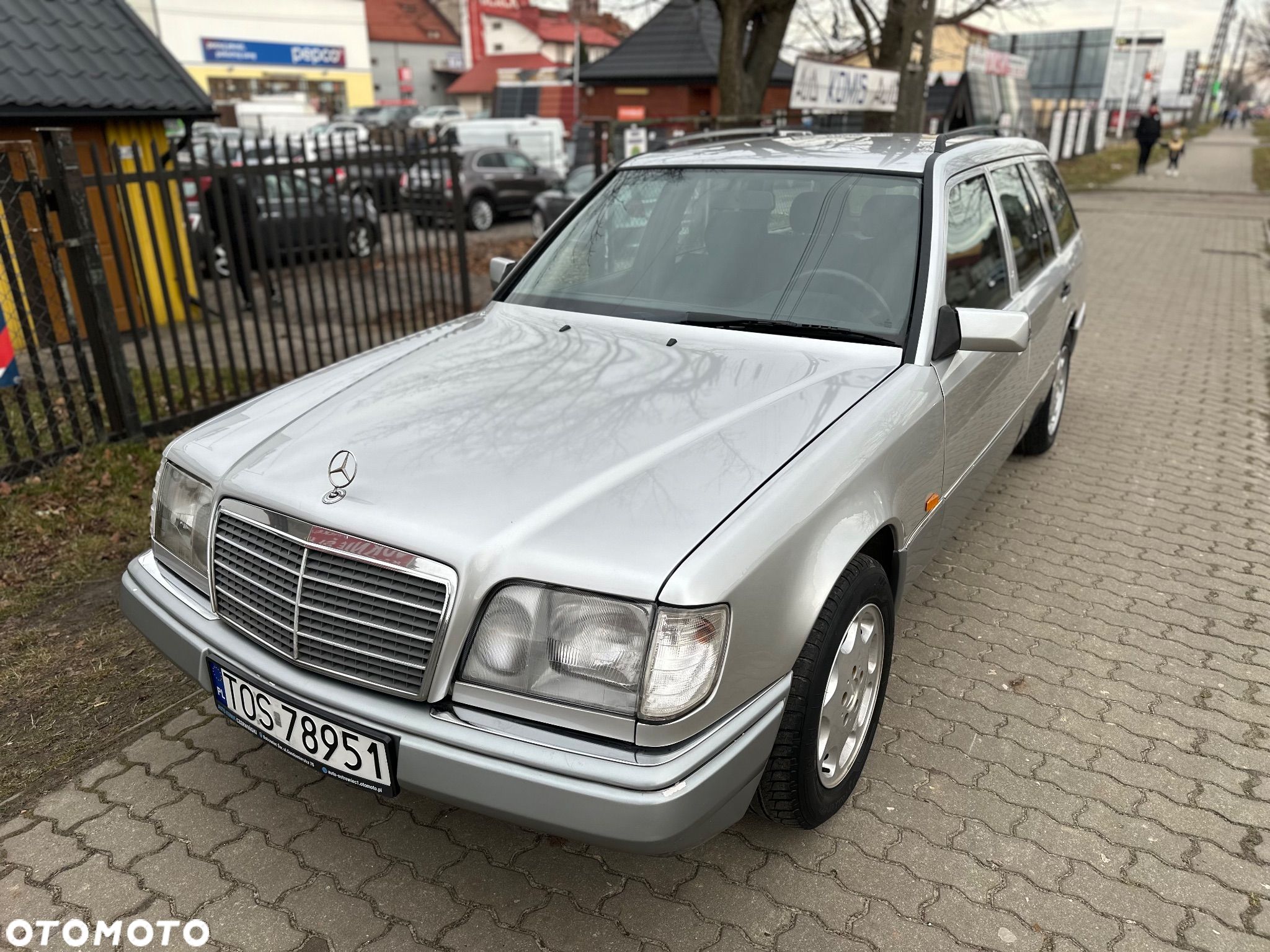 Mercedes-Benz W124 (1984-1993) - 1