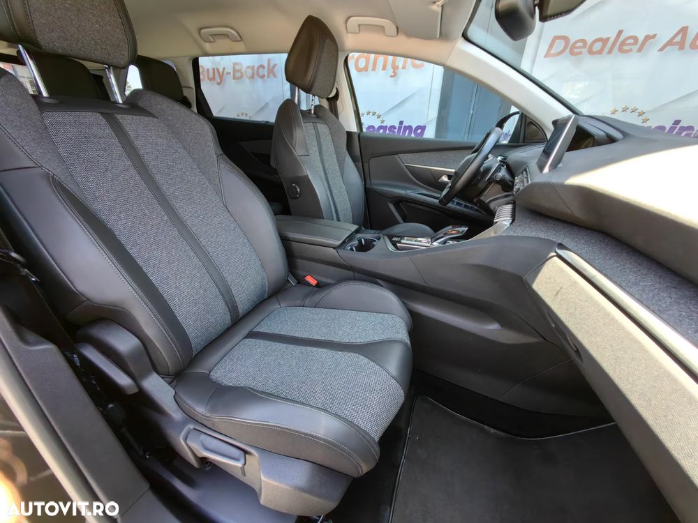 Peugeot 5008 PureTech 130 Stop & Start GPF EAT8 Allure Business-Paket - 7