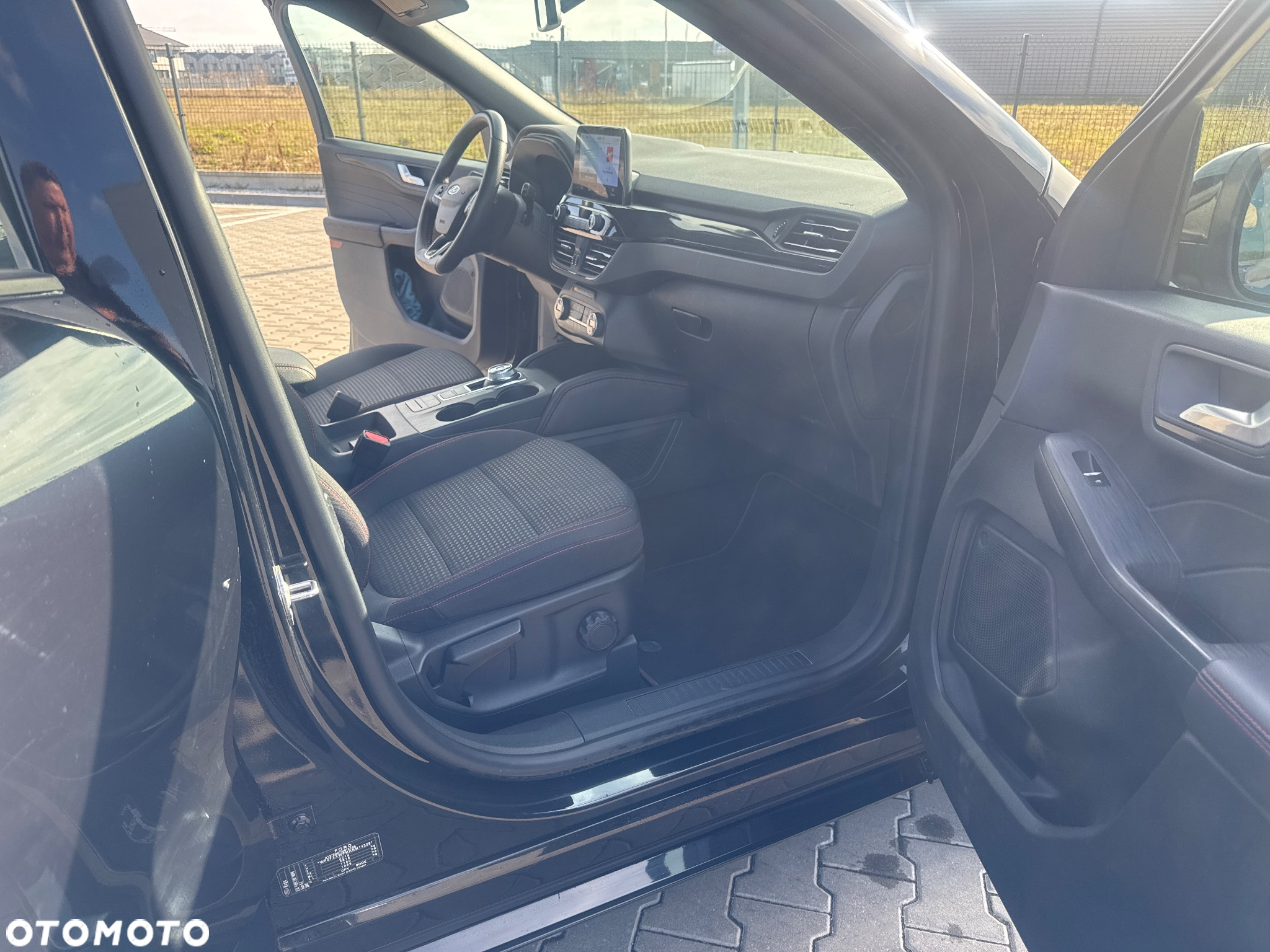 Ford Kuga 2.5 FHEV AWD ST-Line X - 10