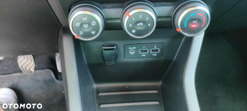 Renault Clio BLUE dCi 100 INTENS - 16