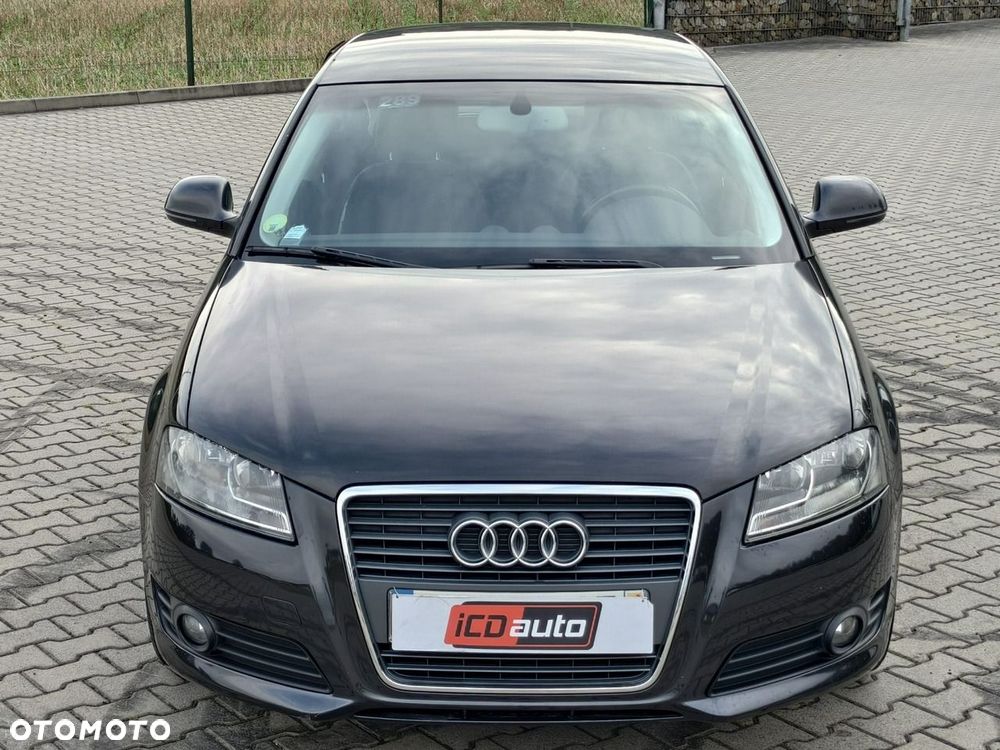 Audi A3 Sportback - 2