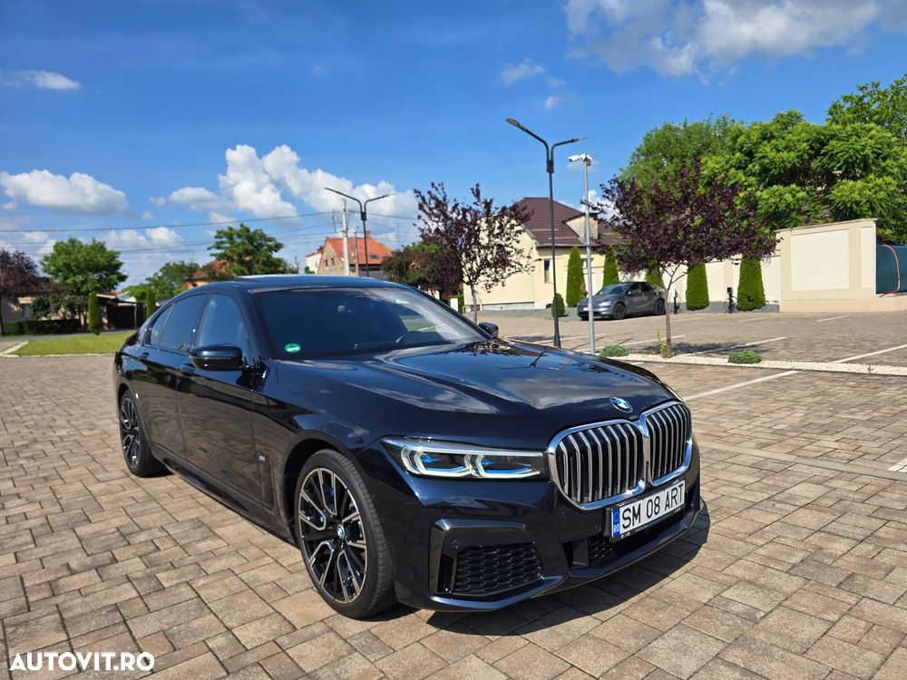 BMW Seria 7 740Ld xDrive MHEV - 38