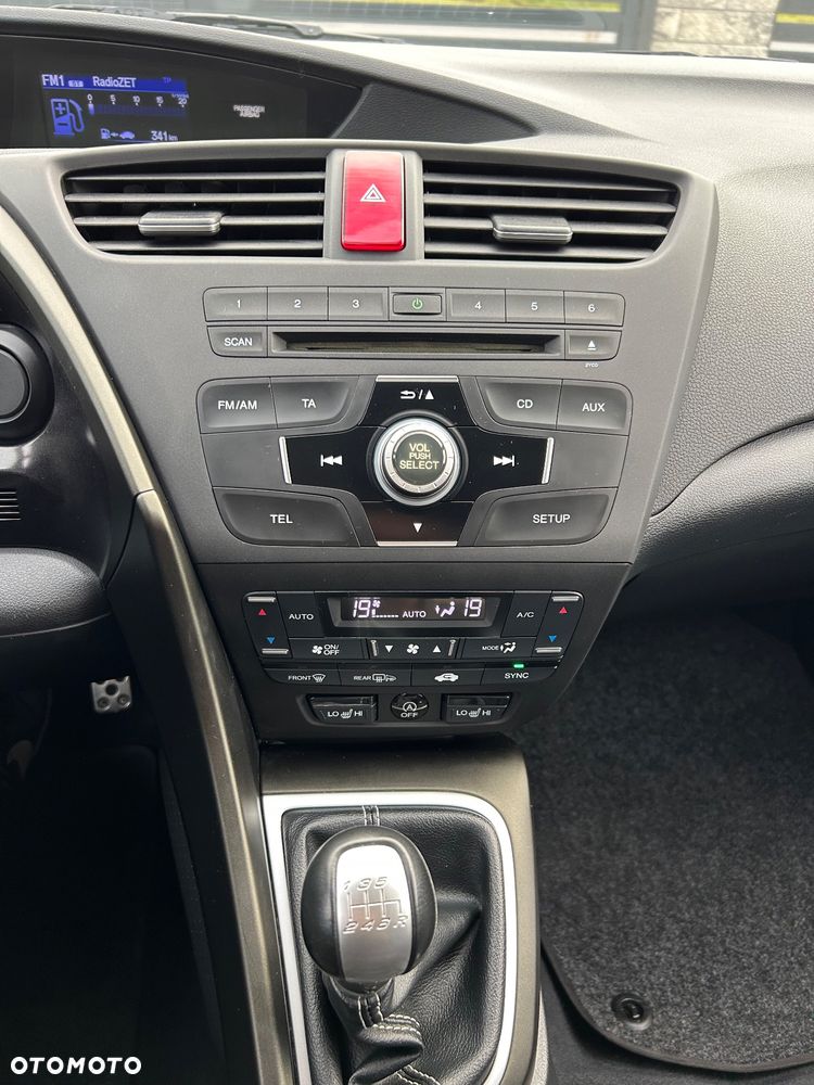 Honda Civic 1.8 i-VTEC Sport - 13