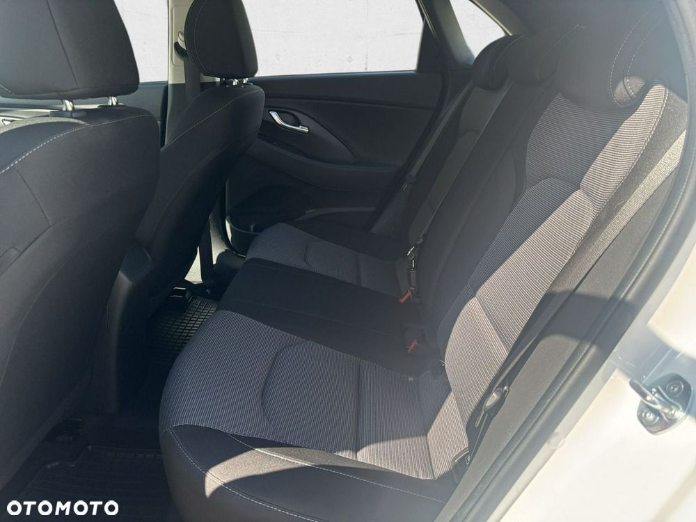 Hyundai i30 - 22