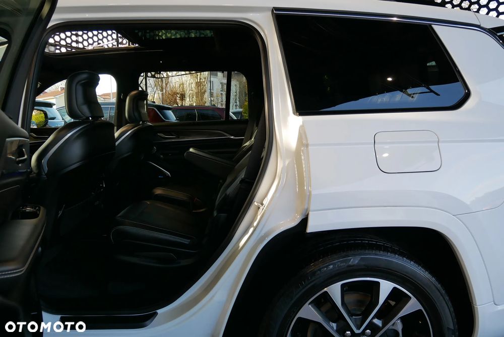 Jeep Grand Cherokee - 10