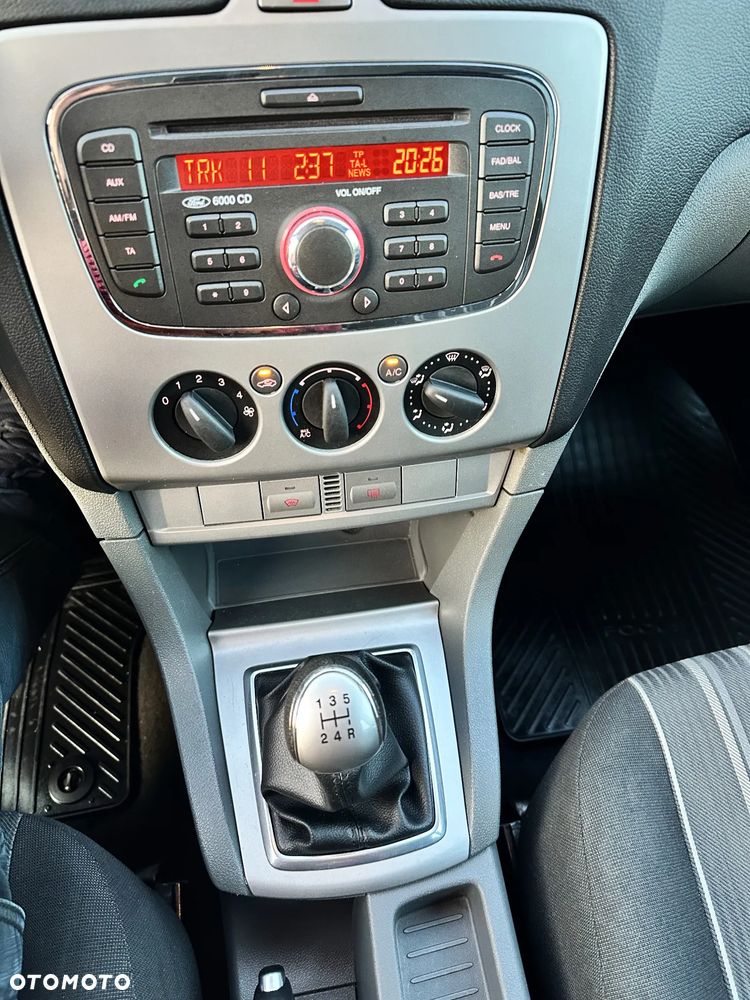 Ford Focus 1.6 Silver X - 11
