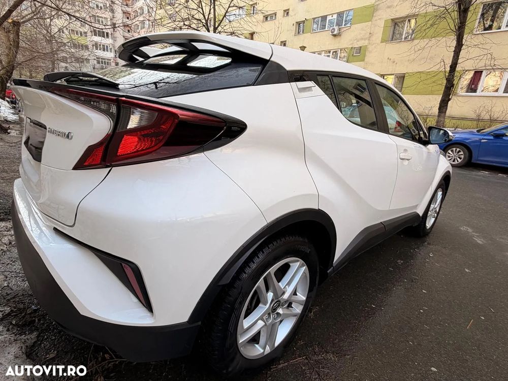 Toyota C-HR - 14