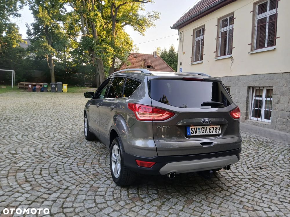 Ford Kuga 2.0 TDCi 4x4 Titanium - 11