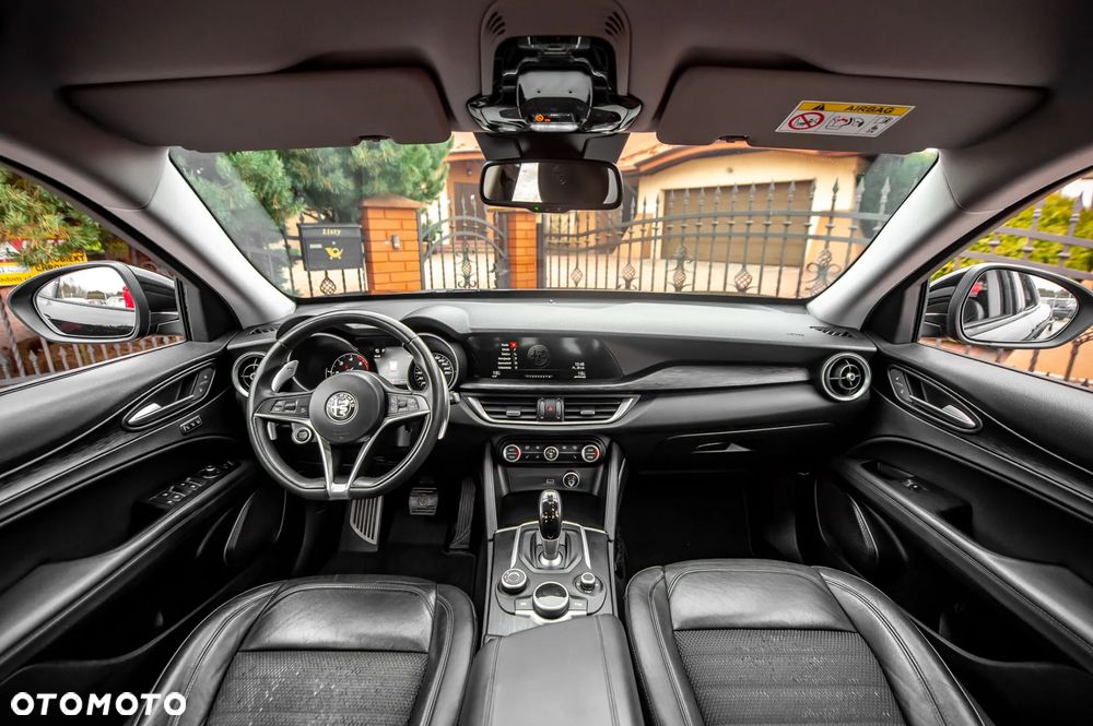 Alfa Romeo Stelvio 2.2 16V AT8 Q4 Sprint - 24