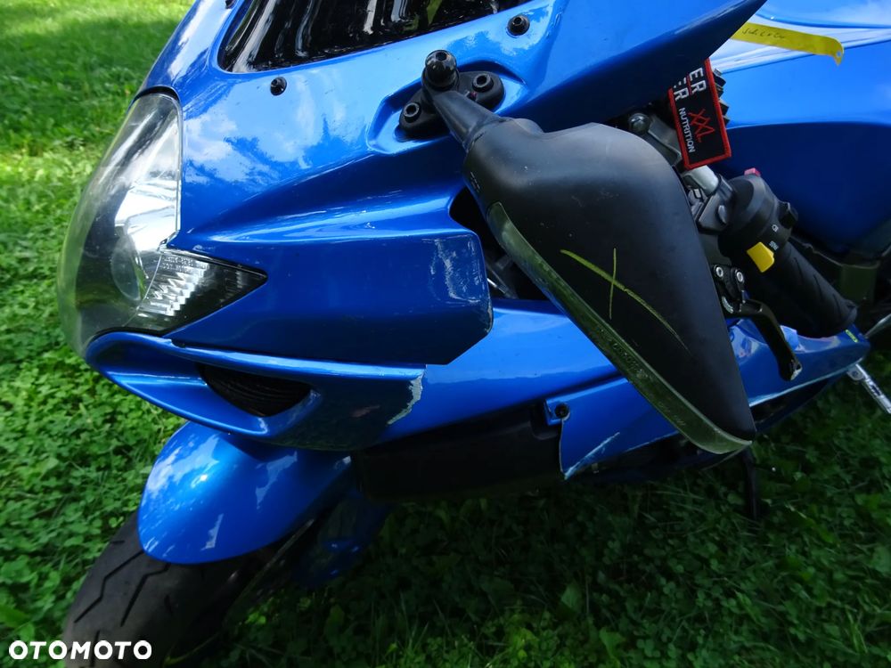 Suzuki GSX-R - 13