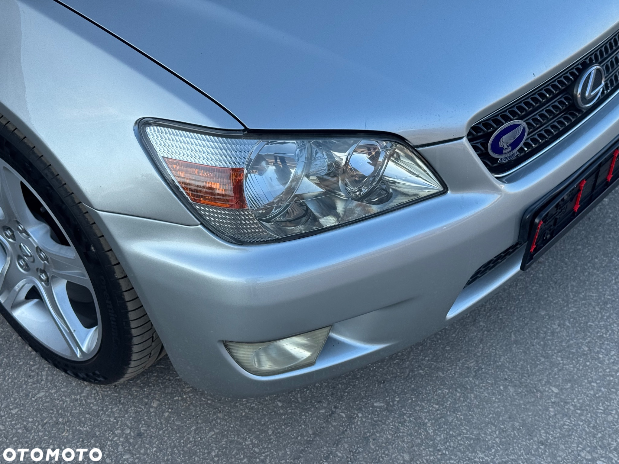 Lexus IS - 10
