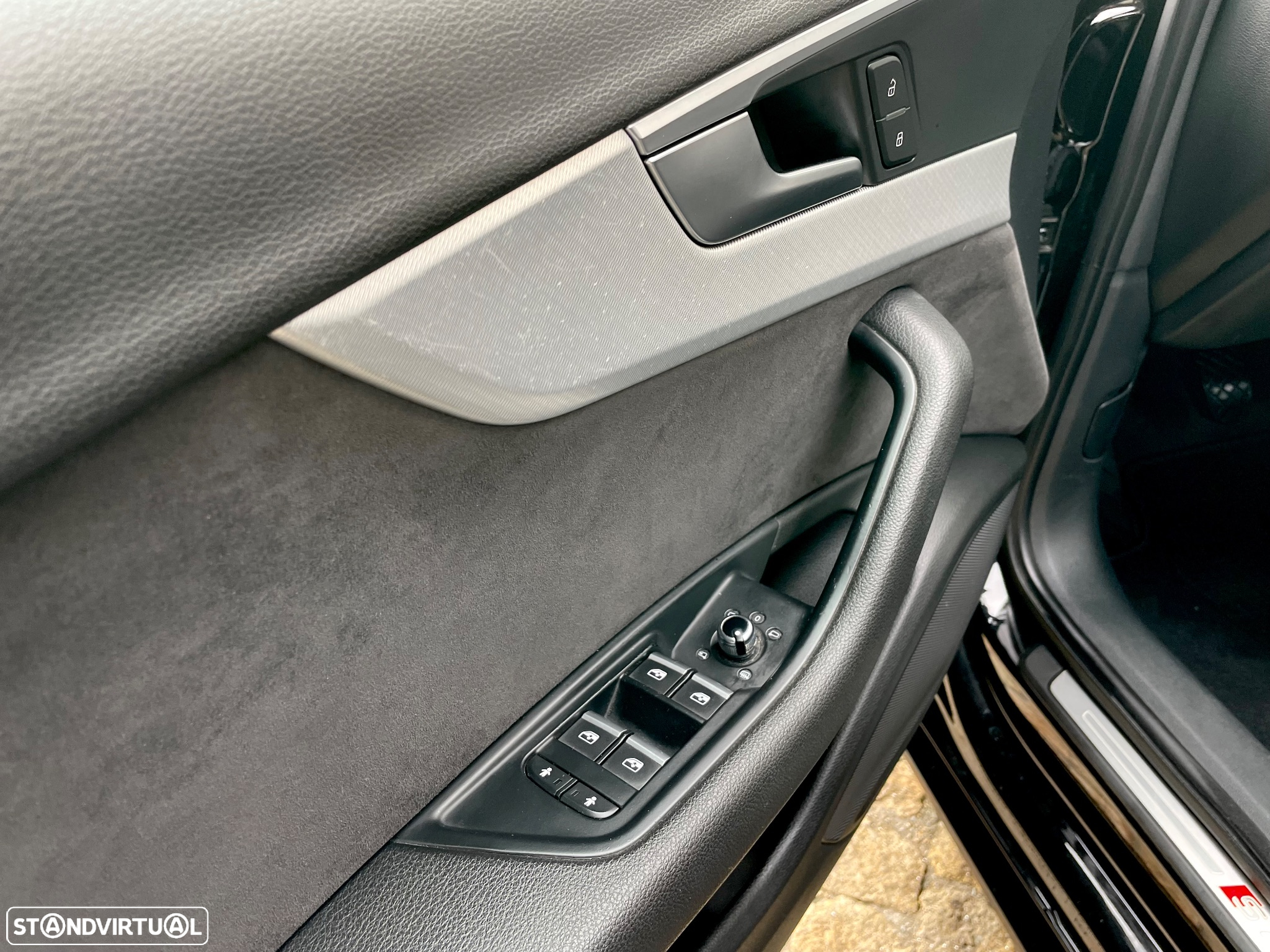 Audi A4 2.0 TDI Business Line S-line - 42
