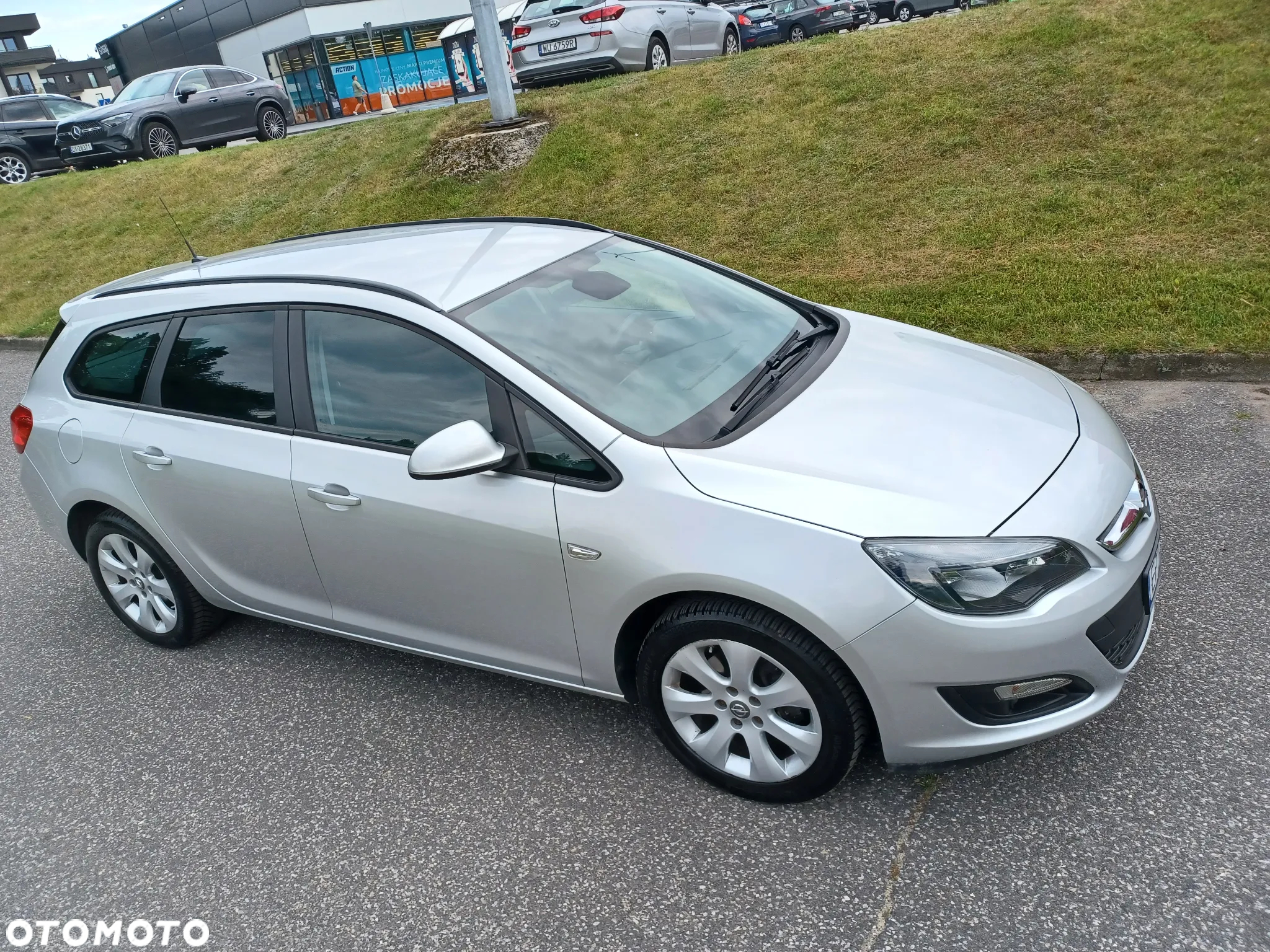 Opel Astra IV 1.6 CDTI Cosmo - 20